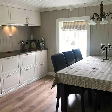 Drengstua Pa Dahl Ostre Casa de Férias